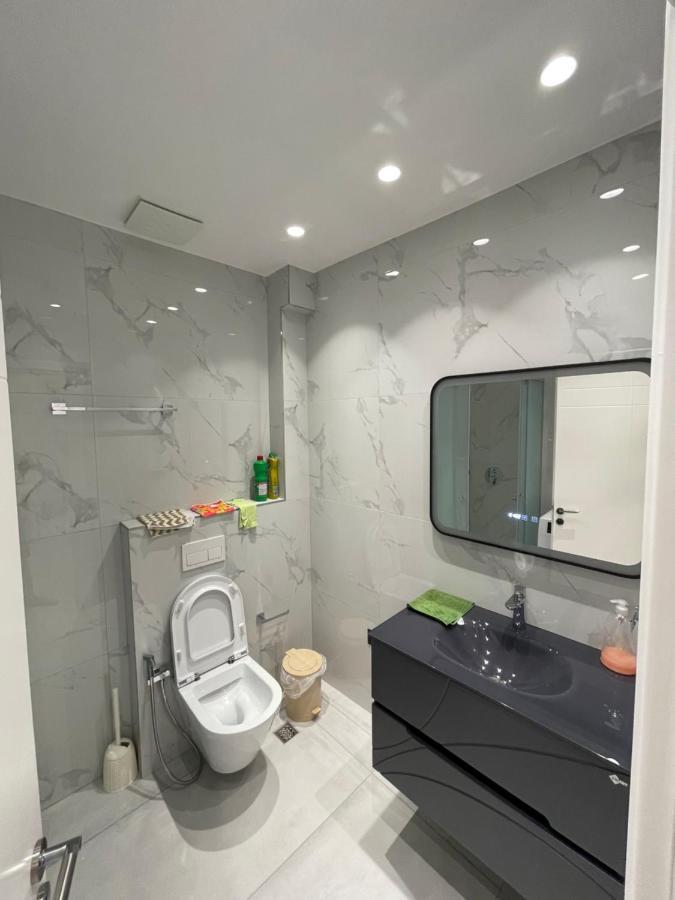 Alpha Lux Apartment Sarandë Exterior foto
